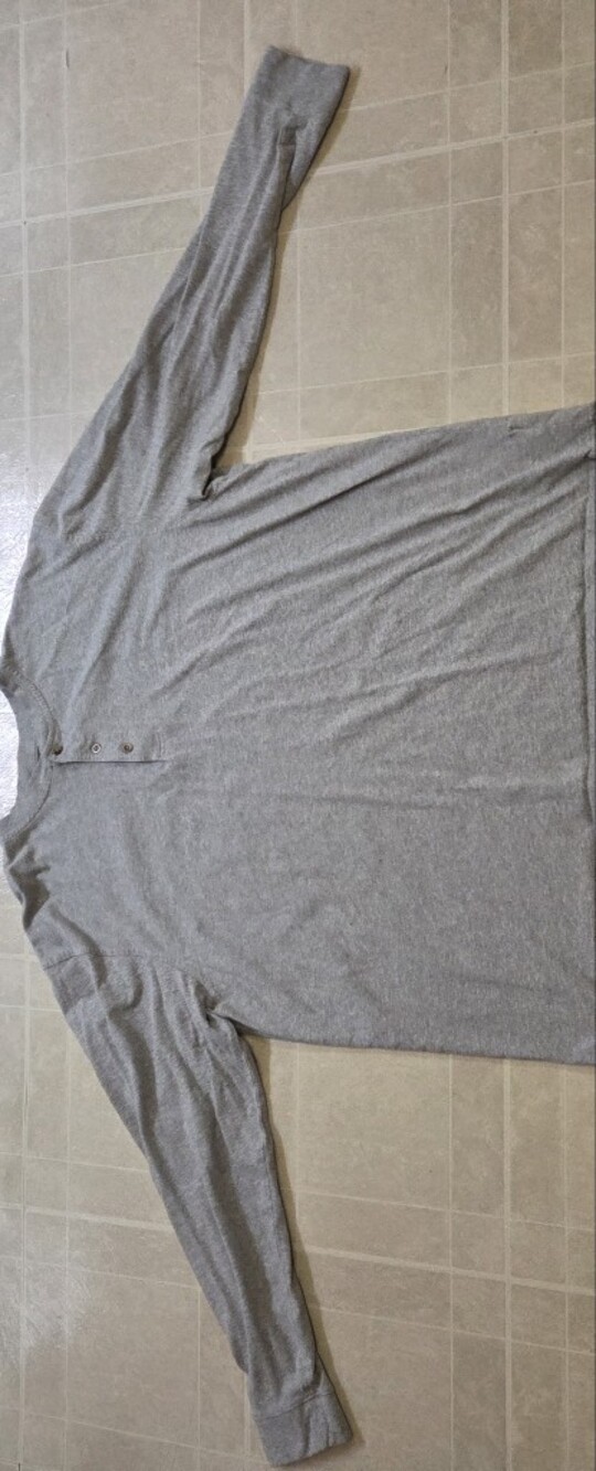 L.L. Bean Men's Light Gray Long-Sleeve Shirt